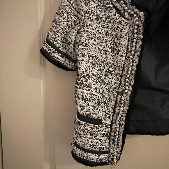 McGinn Kitty Short Sleeve Black Tweed Jacket in Size 4 - Picture 5 of 11